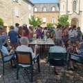 En fraternité