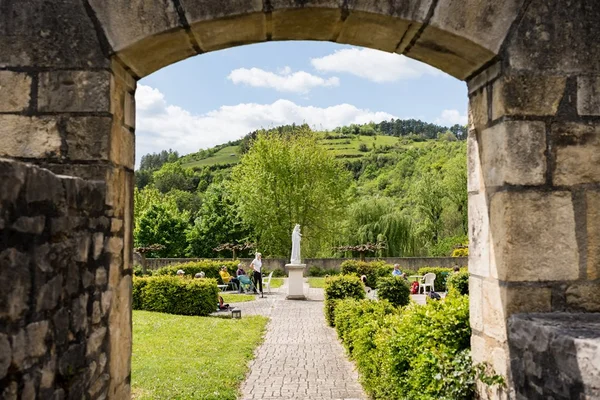 Accueil du Couvent de Malet : un hébergement sur le chemin de St Jacques de Compostelle