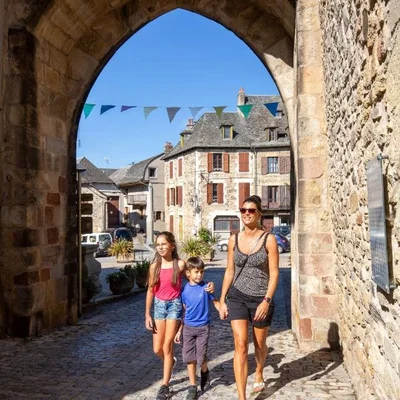Séjour dans l'Aveyron en famille à l'hôtellerie de Malet