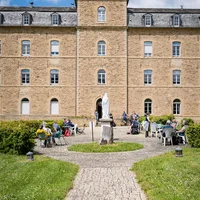 Couvent de Malet - Accueil, hébergement sur le chemin de St Jacques, Aveyron